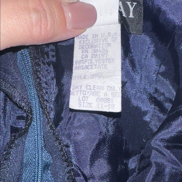 Elegant Navy One-Shoulder Gown with scarf size 11-12 - Picture 8 of 14